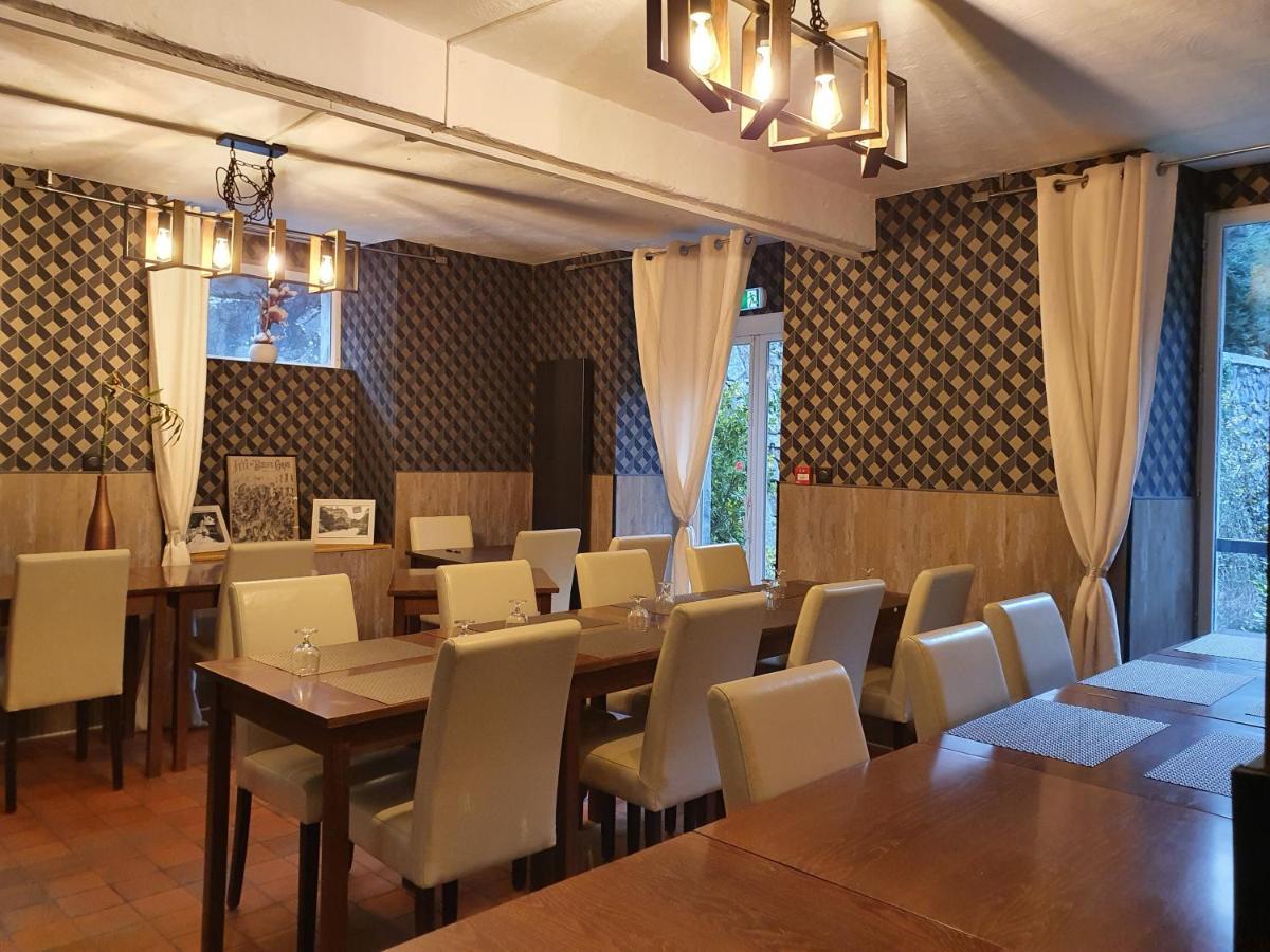 Auberge La Caverne Laruns Eksteriør billede